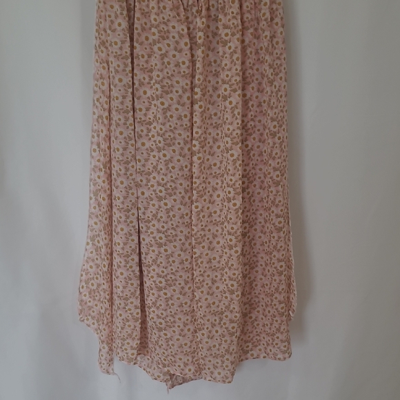 Smocked Square-Neck Pink Floral Midi Dress - Picture 7 of 16